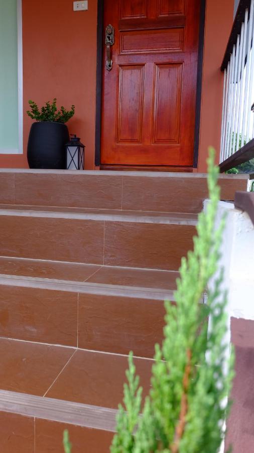 The Backyard Homestay Pak Chong Екстериор снимка